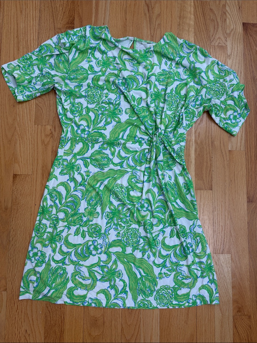 Lilly Pulitzer Green and White Floral Twist-Front Dress size L